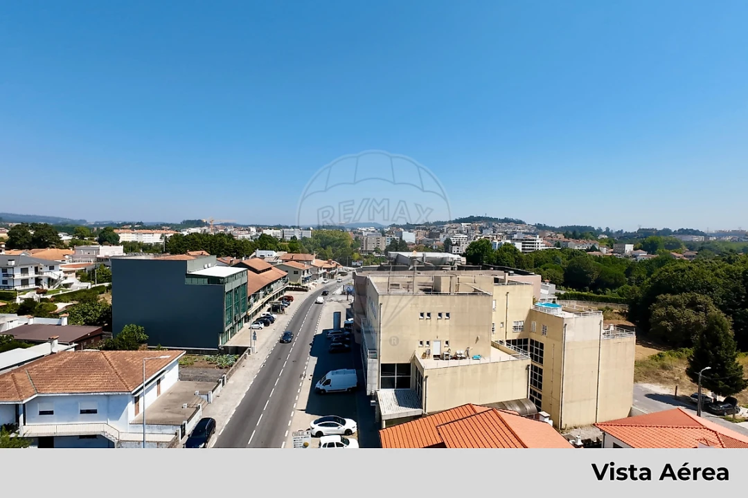 Loja para Arrendamento em Paços de Ferreira Foto 2