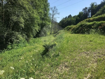 Terreno para Venda em Oriz (Santa Marinha) e Oriz (São Miguel)