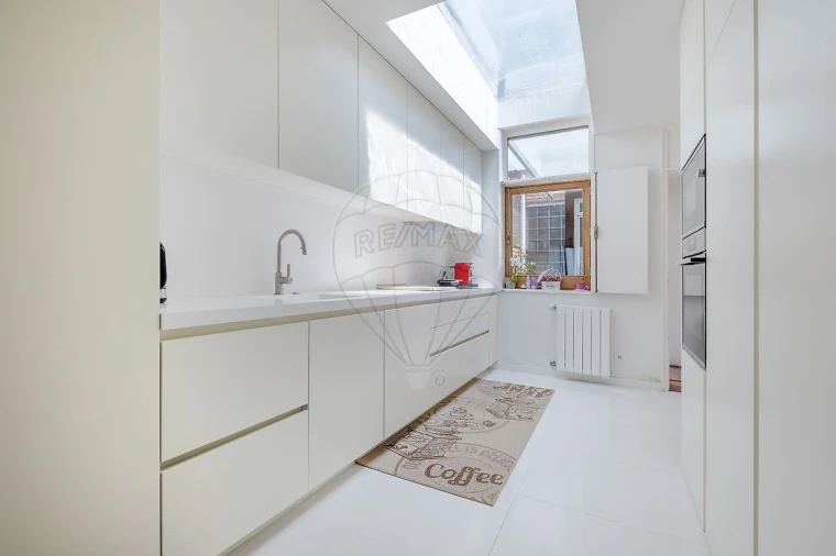 Moradia T5 para Venda em Santa Marinha e São Pedro da Afurada Foto 19