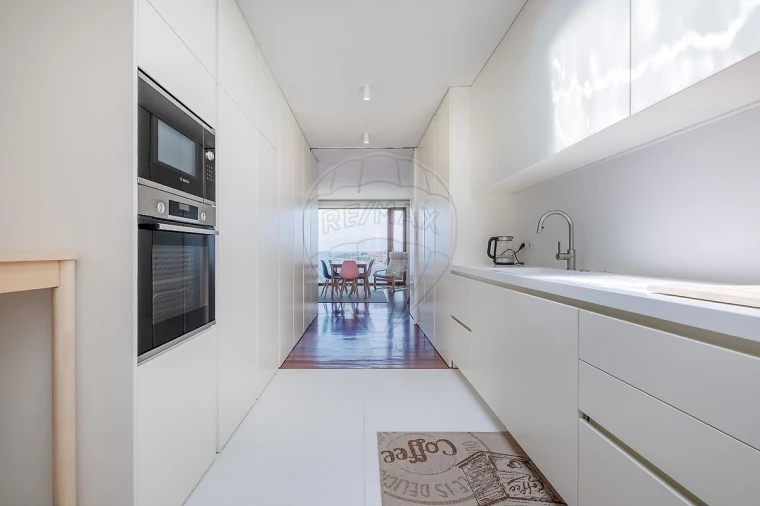 Moradia T5 para Venda em Santa Marinha e São Pedro da Afurada Foto 21