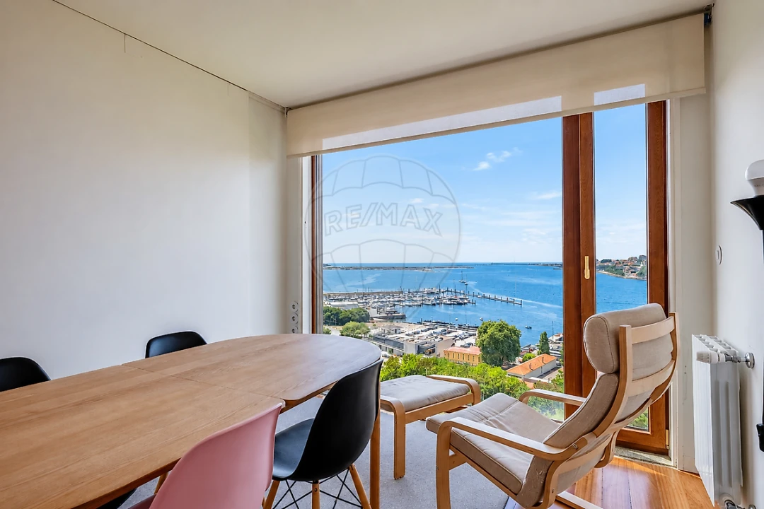 Moradia T5 para Venda em Santa Marinha e São Pedro da Afurada Foto 3