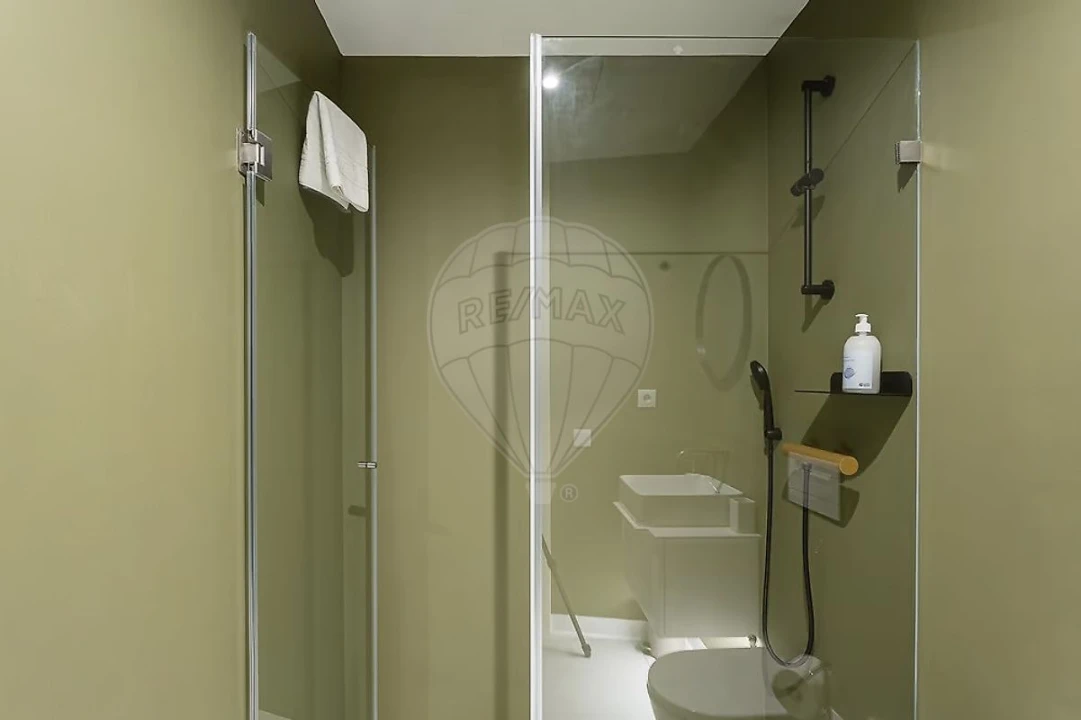 Apartamento T2 para Venda em Cedofeita, Santo Ildefonso, Sé, Miragaia, São Nicolau e Vitória Foto 8