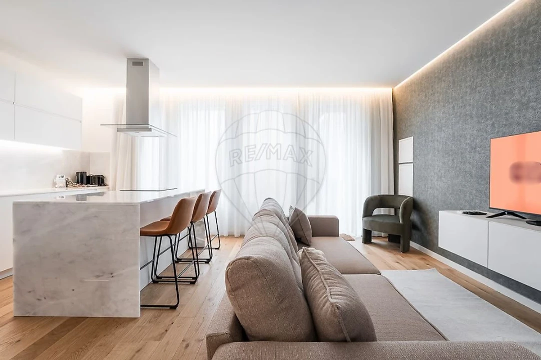 Apartamento T2 para Venda em Cedofeita, Santo Ildefonso, Sé, Miragaia, São Nicolau e Vitória Foto 6