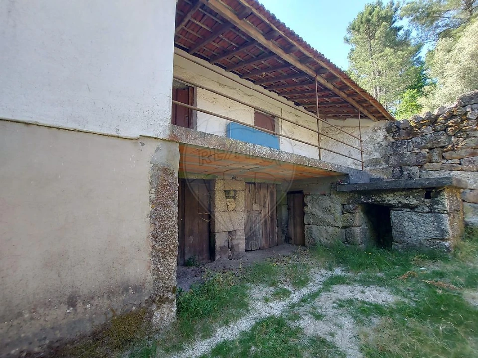 Terreno para Venda em Britelo, Gémeos e Ourilhe Foto 6