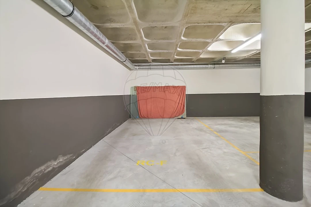 Apartamento T1 para Arrendamento em São Mamede de Infesta e Senhora da Hora Foto 2