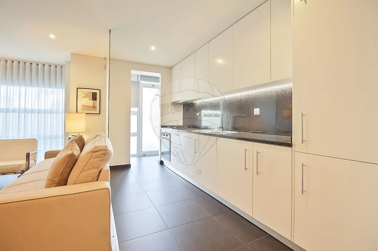 Apartamento T1 para Arrendamento em São Mamede de Infesta e Senhora da Hora Foto 5