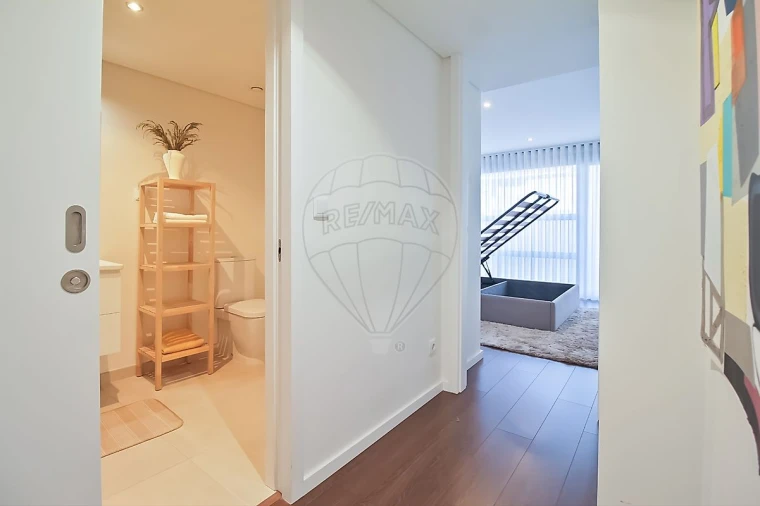 Apartamento T1 para Arrendamento em São Mamede de Infesta e Senhora da Hora Foto 10