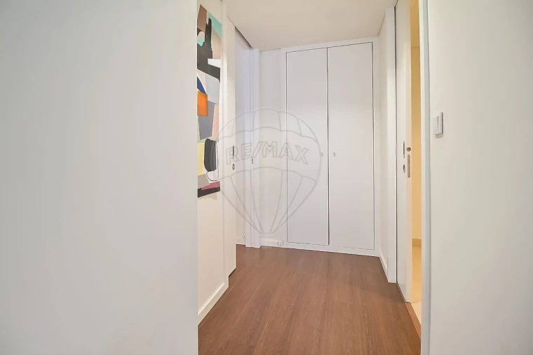 Apartamento T1 para Arrendamento em São Mamede de Infesta e Senhora da Hora Foto 7