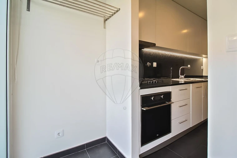 Apartamento T1 para Arrendamento em São Mamede de Infesta e Senhora da Hora Foto 4