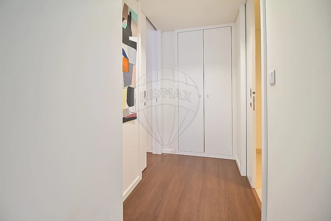 Apartamento T1 para Arrendamento em São Mamede de Infesta e Senhora da Hora Foto 7