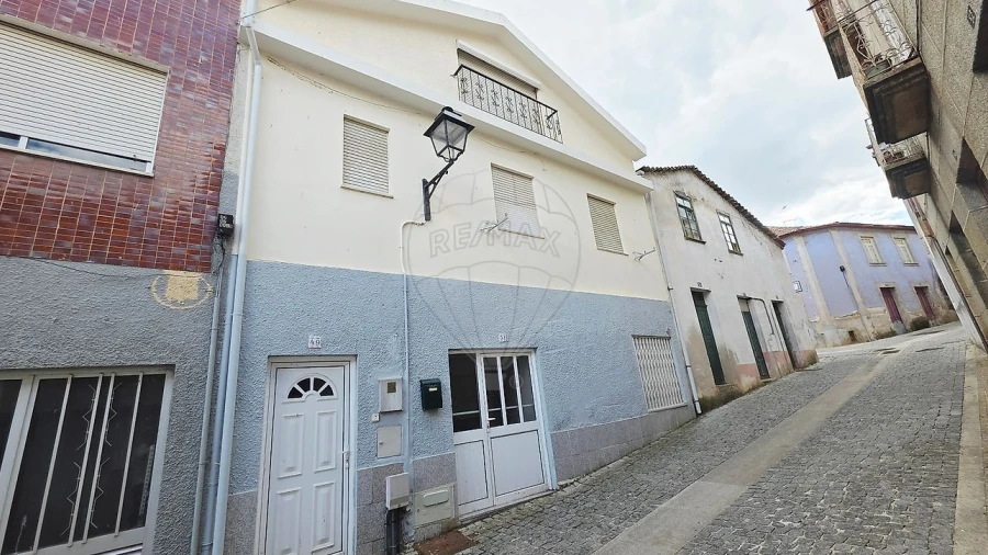 Moradia T2 para Venda em Alfandega da Fe