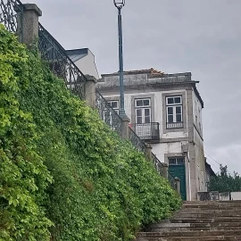 Moradia T4 para Venda em Santo Tirso, Couto (Santa Cristina e São Miguel) e Burgães