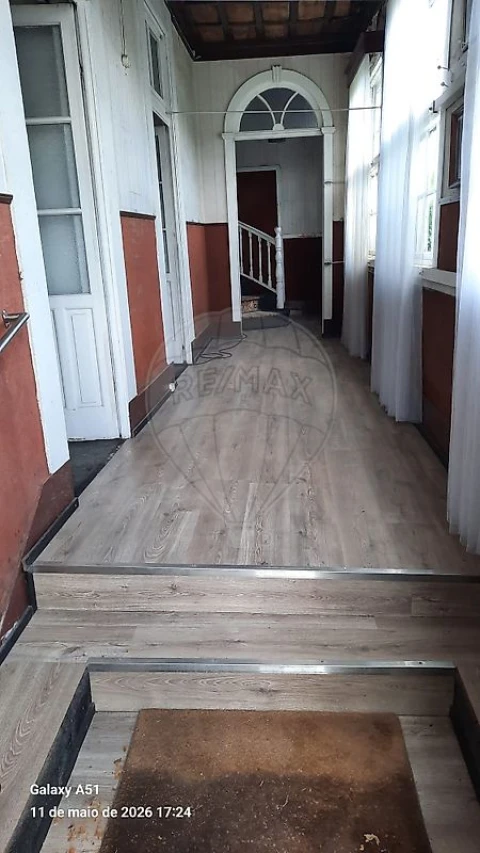 Moradia T4 para Venda em Santo Tirso, Couto (Santa Cristina e São Miguel) e Burgães