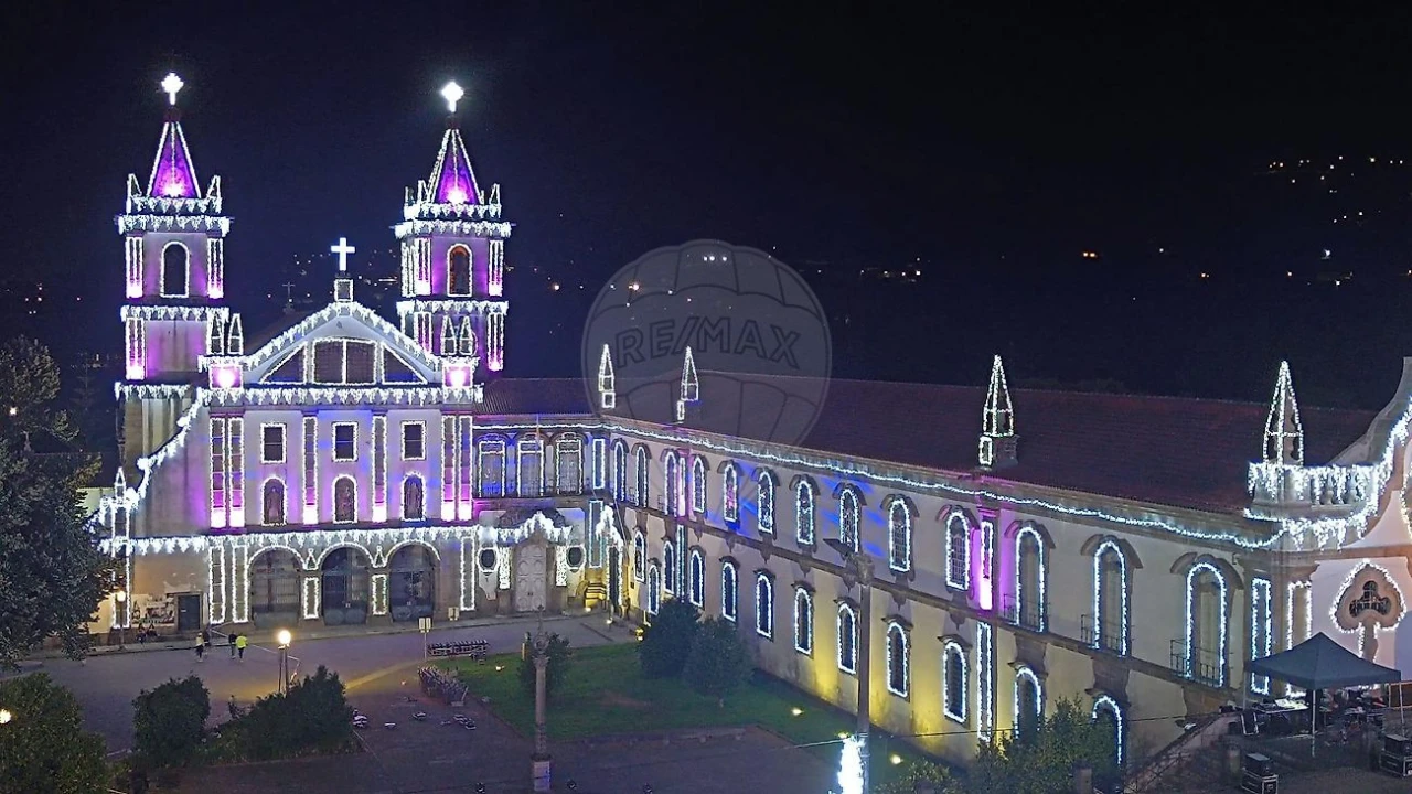 Moradia T4 para Venda em Santo Tirso, Couto (Santa Cristina e São Miguel) e Burgães Foto 15