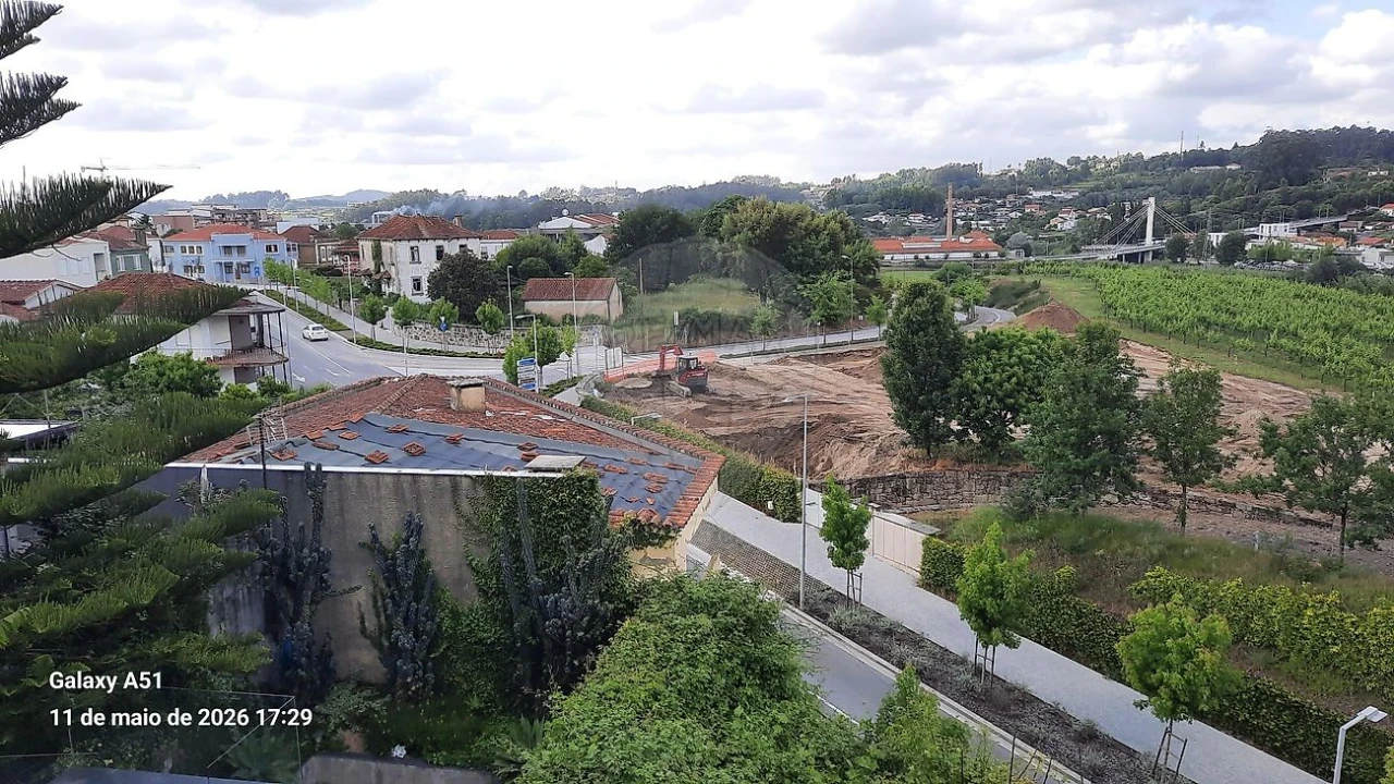 Moradia T4 para Venda em Santo Tirso, Couto (Santa Cristina e São Miguel) e Burgães Foto 16