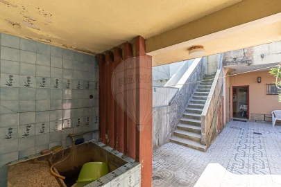 Moradia T5 para Venda em São Mamede de Infesta e Senhora da Hora