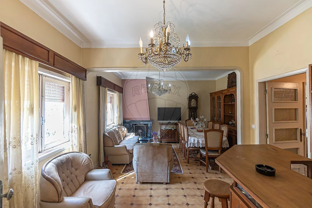 Moradia T5 para Venda em São Mamede de Infesta e Senhora da Hora Foto 4
