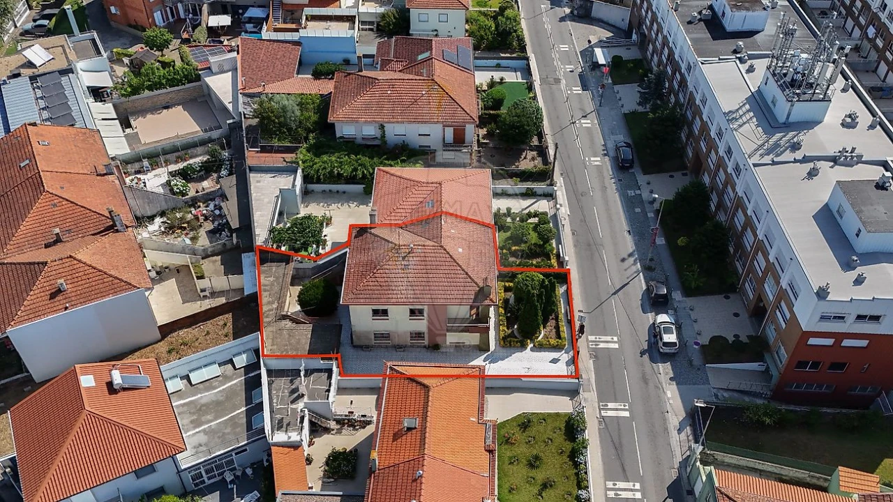 Moradia T5 para Venda em São Mamede de Infesta e Senhora da Hora Foto 48