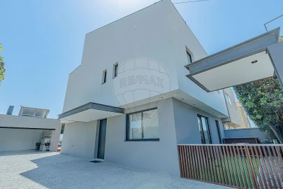 Moradia T3 para Venda em Madalena
