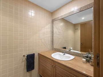 Apartamento T4 para Venda em Ramalde