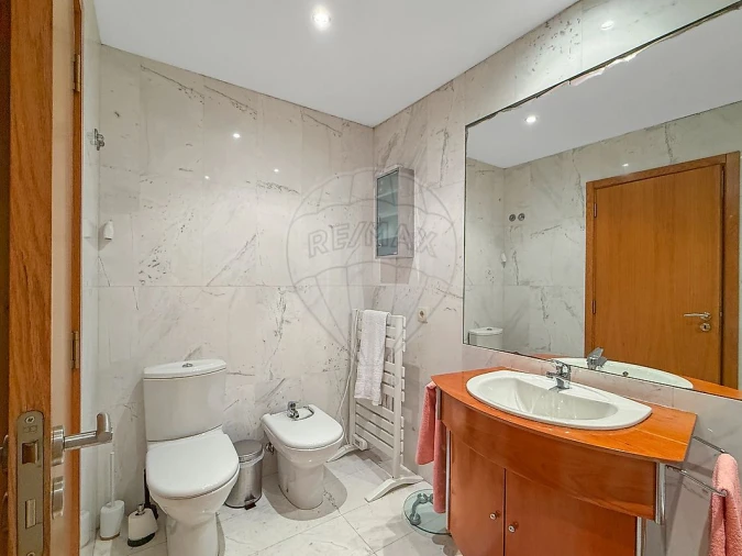 Apartamento T4 para Venda em Ramalde Foto 10