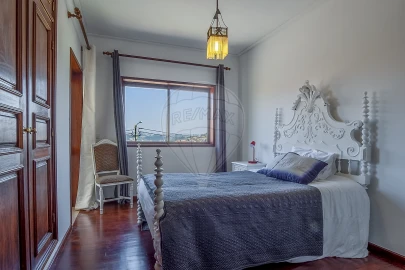 Prédio para Venda em Oliveira do Douro