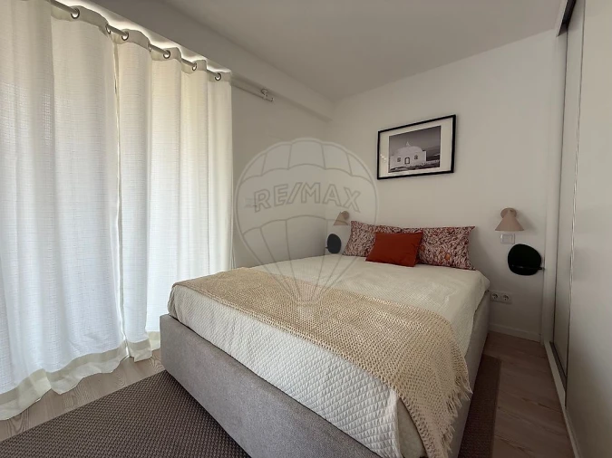 Apartamento T1 para Venda em Ramalde Foto 2