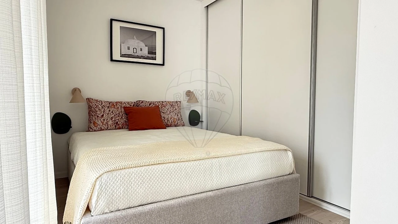 Apartamento T1 para Venda em Ramalde Foto 11