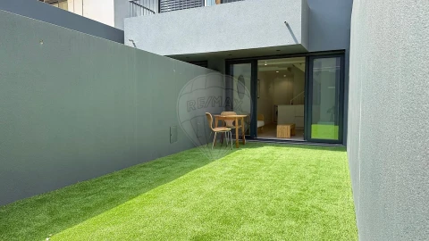 Apartamento T1 para Venda em Ramalde