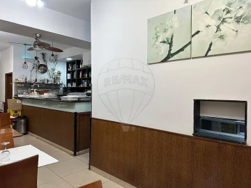 Negócio para Venda em Lordelo do Ouro e Massarelos