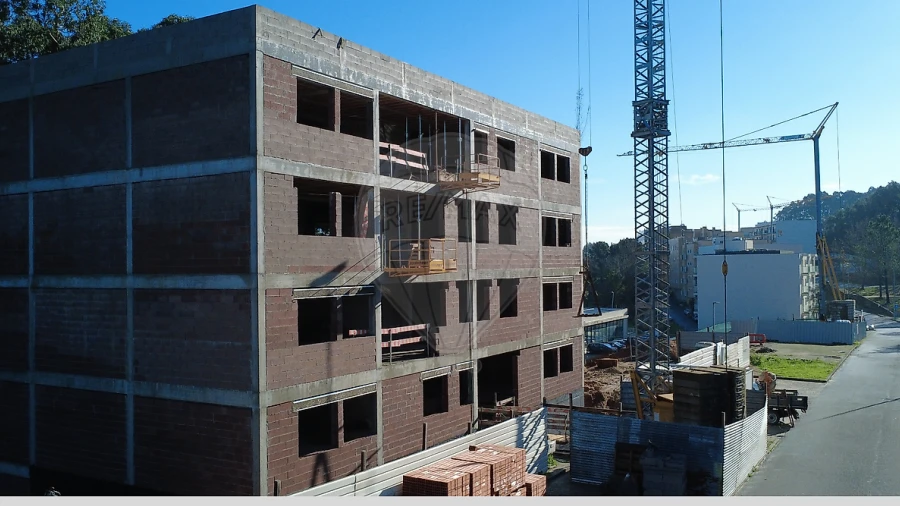 Apartamento T3 para Venda em Pedroso e Seixezelo