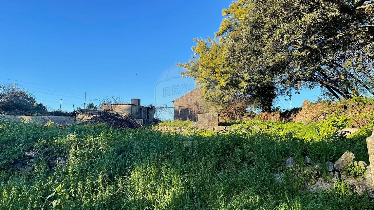 Terreno para Venda em Campanhã Foto 2