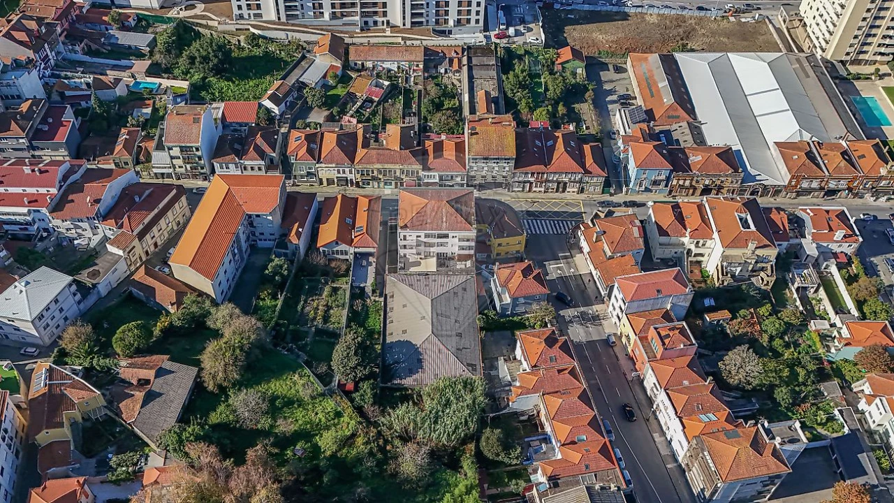 Negócio para Arrendamento em Paranhos Foto 21