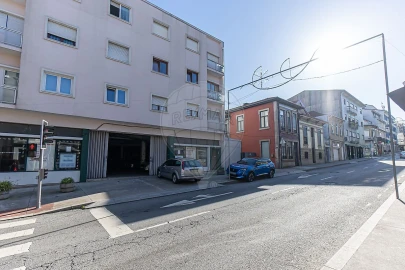 Negócio para Arrendamento em Paranhos