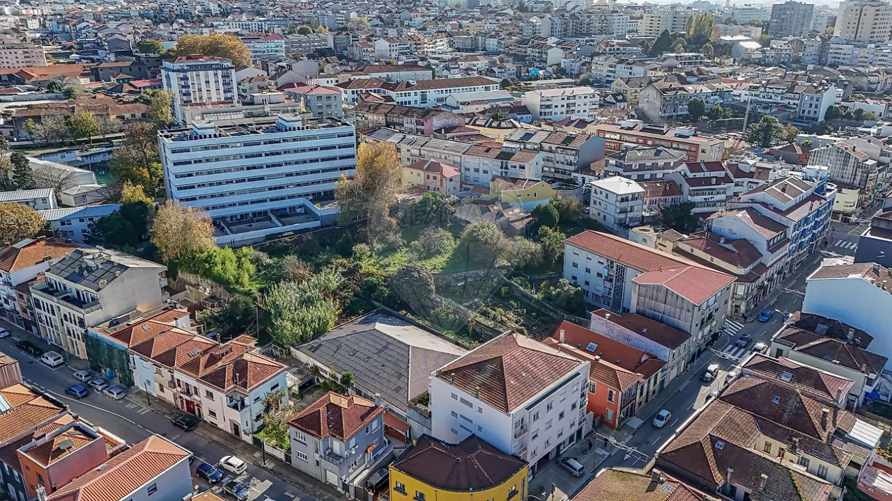 Negócio para Arrendamento em Paranhos Foto 23