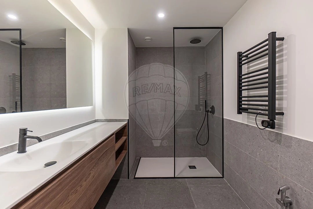 Apartamento T2 para Venda em Aguas Santas Foto 36