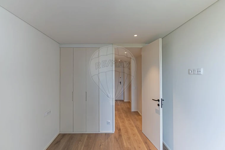 Apartamento T2 para Venda em Aguas Santas Foto 27