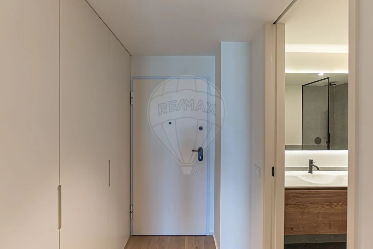 Apartamento T2 para Venda em Aguas Santas Foto 31