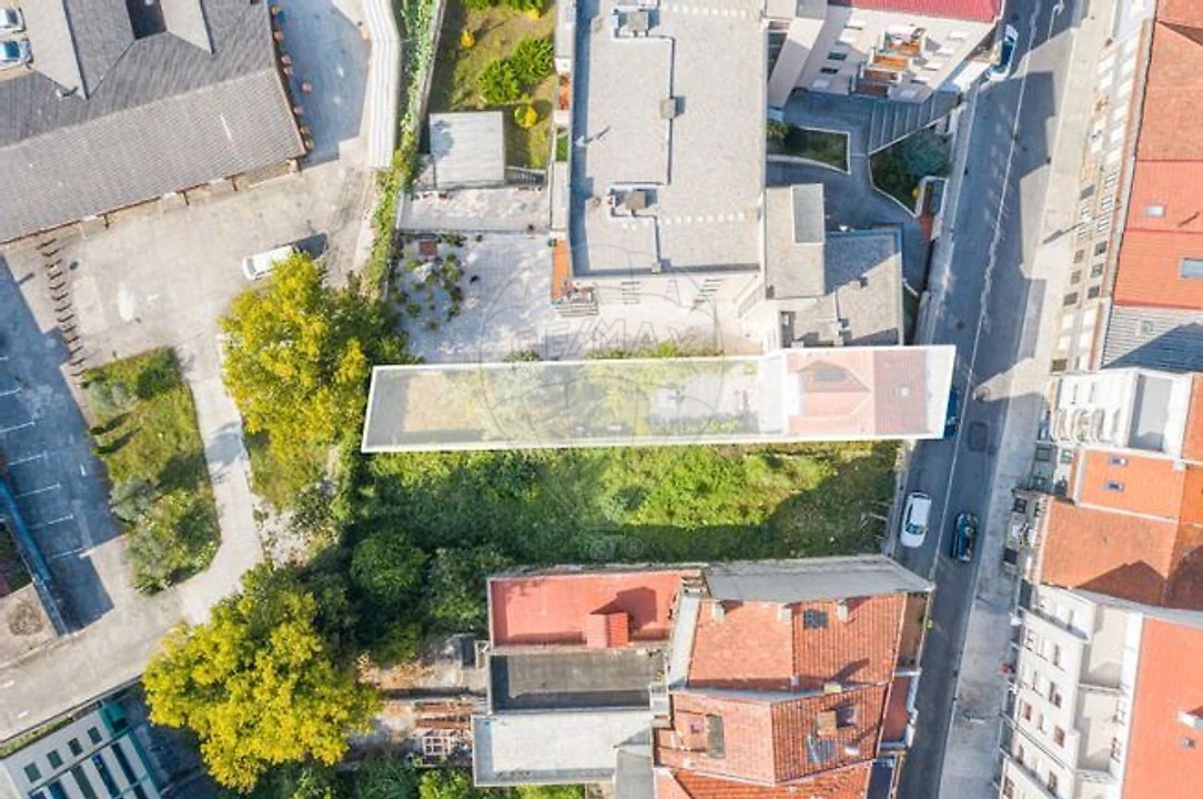 Prédio para Venda em Paranhos Foto 15