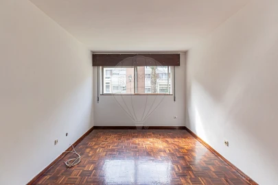 Apartamento T2 para Venda em Aldoar, Foz do Douro e Nevogilde