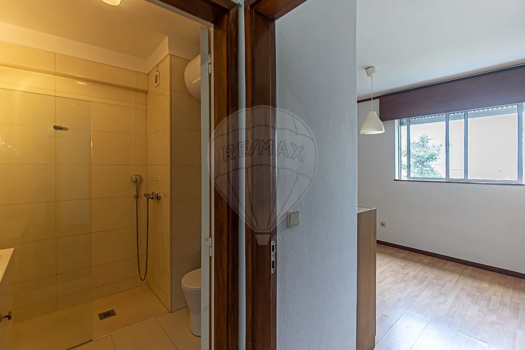 Apartamento T2 para Venda em Aldoar, Foz do Douro e Nevogilde Foto 8