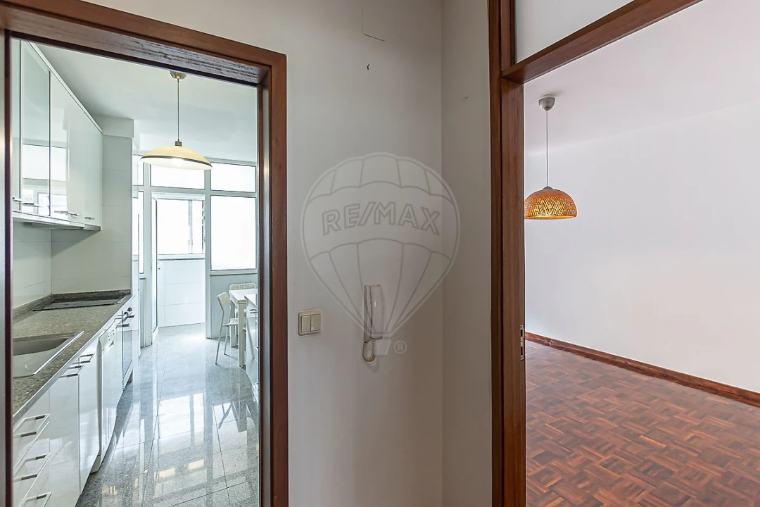 Apartamento T2 para Venda em Aldoar, Foz do Douro e Nevogilde Foto 21