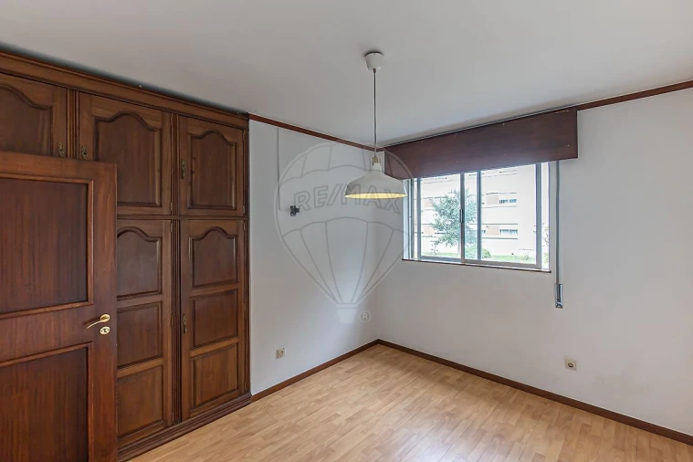 Apartamento T2 para Venda em Aldoar, Foz do Douro e Nevogilde Foto 2