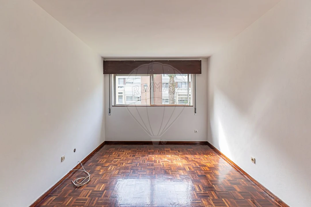 Apartamento T2 para Venda em Aldoar, Foz do Douro e Nevogilde Foto 27