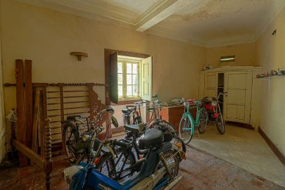Moradia T8 para Venda em Mondim de Basto