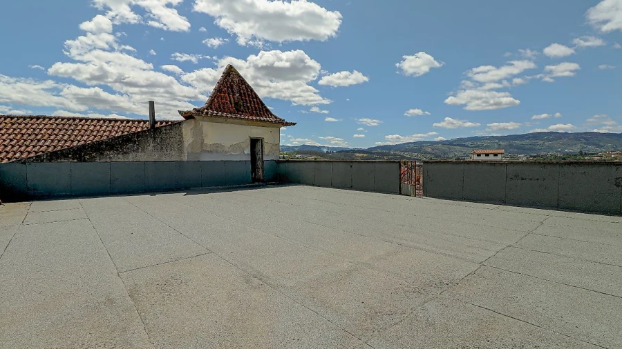 Moradia T8 para Venda em Mondim de Basto