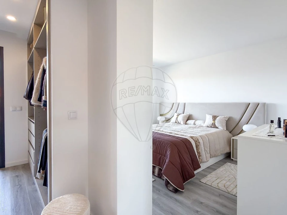 Moradia T4 para Venda em Custóias, Leça do Balio e Guifões Foto 22