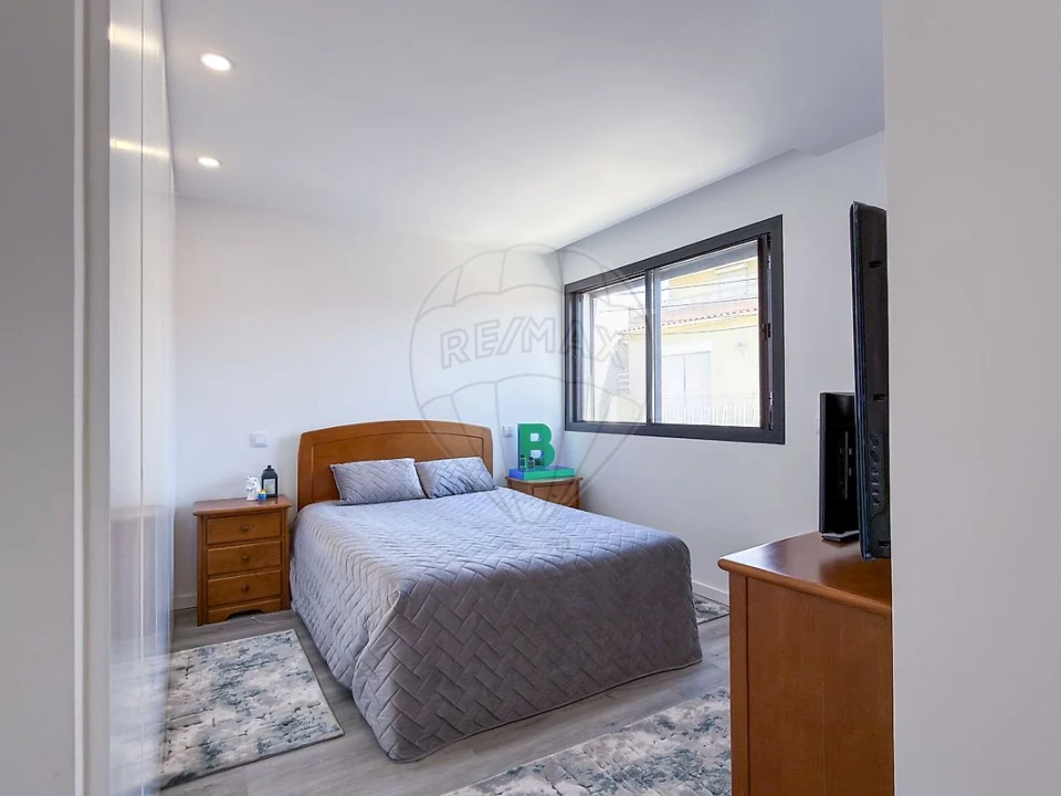 Moradia T4 para Venda em Custóias, Leça do Balio e Guifões Foto 17