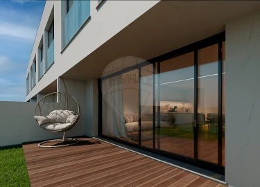 Moradia T4 para Venda em Esmoriz