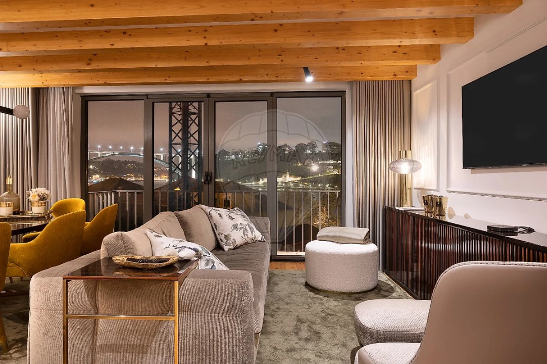 Apartamento T3 para Venda em Lordelo do Ouro e Massarelos Foto 47